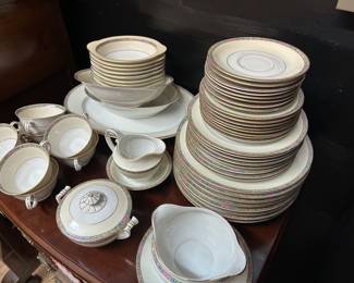 Vintage 1920's-40's Czechoslovakia Gilt Trim 55pc Set