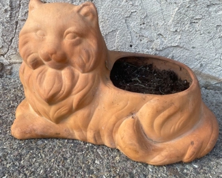 Terracota planter cat