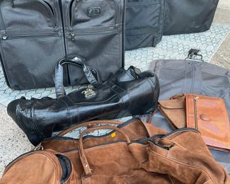 TUMI Travel bags and Duffle leather bags