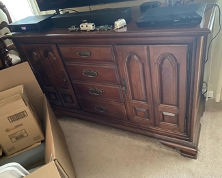 Thomasville Entertainment Cabinet $ 296.00