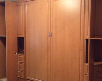 Murphy bed