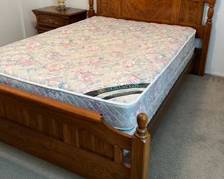 Bed Frame Full , 1 Vintage Cochrane Nightstand , Accent Lamps pr