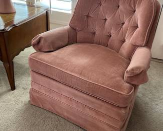 Vintage Drexel Swivel Mauve Tufted Chair