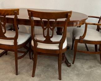 Dining Table w 2 Captains Chairs and 4 Side Chairs