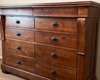 Kincaid Dresser