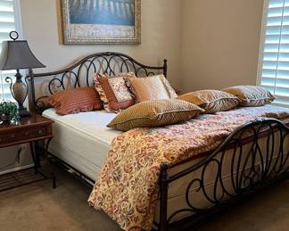 King Iron Bed Frame, King Mattress/BS, King Bedding 15 pcs