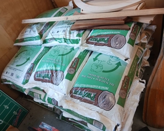 Hardwood pellet fuel fireplace heat burning