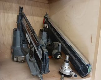 Pneumatic mailers framing nailer guns