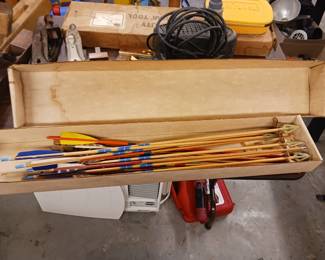 Box of archery arrows razor point