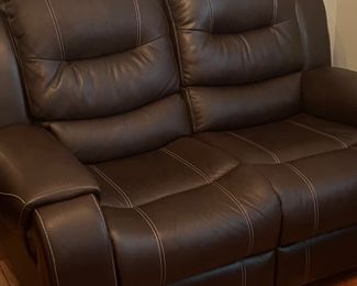2nd leather loveseat 