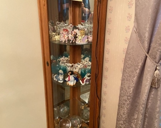 Ceramic collectibles, crystal balls