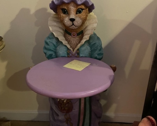 ceramic cat figurine table