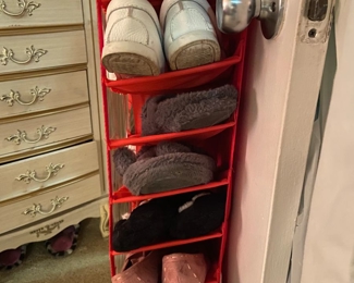 Shoe organizer, shoes