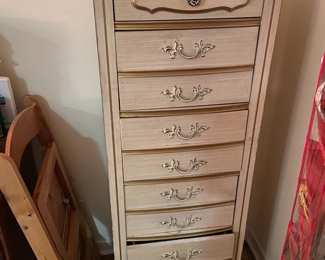 tall chest of drawers, white