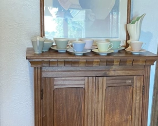 Antique 2 door cabinet