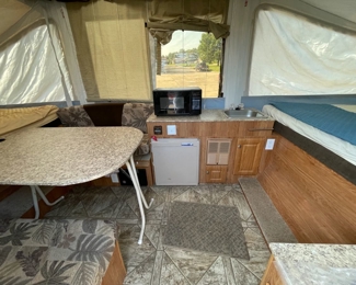 SLeeps 6, refrigerator, microwave