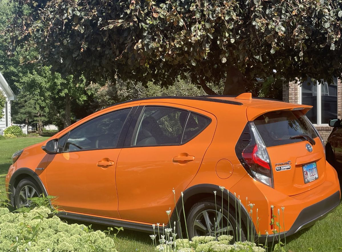 Estate Sale 2 Great CARS & CAMPER starts on 9/1/2023