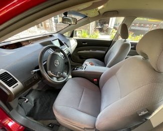 Very clean interior, cloth