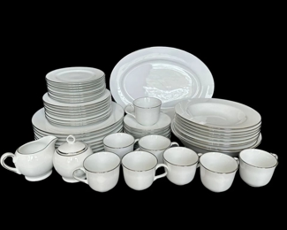 Royal Doulton Dinnerware Set