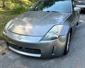 2004 Nissan 350 Z
4,200.00
84, 000 miles
Runs with rebuilt title
Presale is offered on cars.