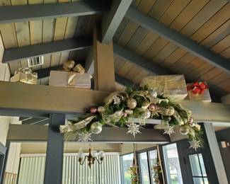 Even the rafters sing Christmas!