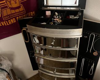 Vintage mirrored jewelry and lingerie dresser 