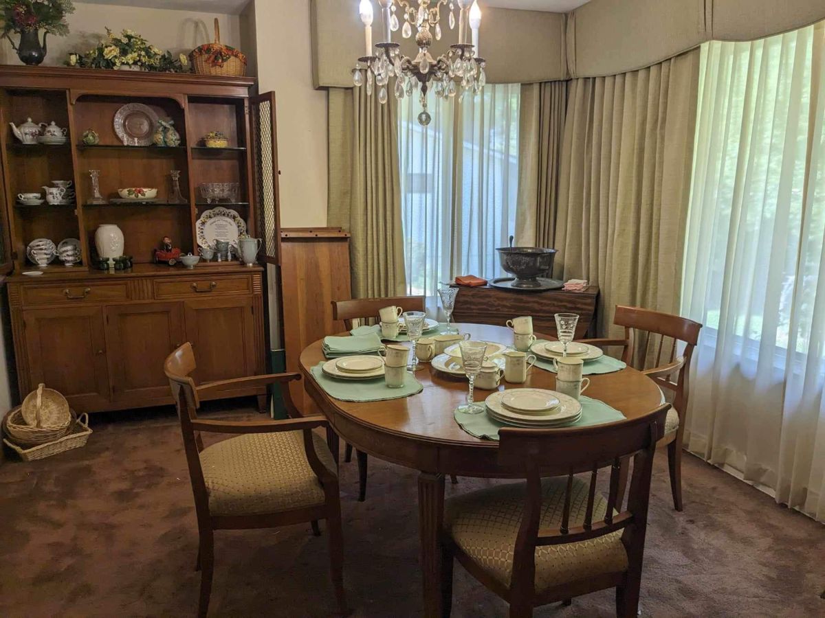 Beautiful Downtown Battle Creek Estate Sale!... starts on 8/31/2023