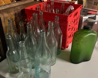 So many antique bottles 