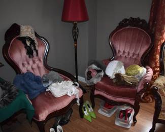 Absolutely Gorgeous Pair of Vintage Kimball Style Victorian Chairs in Beautiful Condition!!!