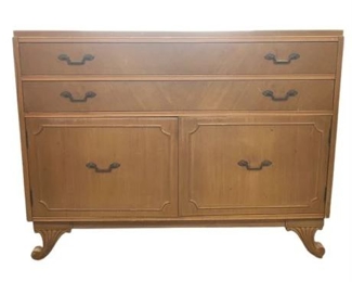 Lot 026
RWAY Furniture Vintage Blonde Breakfront Server Wood Dresser