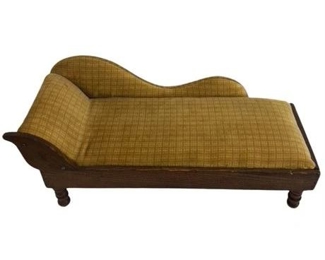 Lot 135 2 Bid(s)
Antique Victorian Style Miniature Chaise Lounge Salesman Sample for Dolls