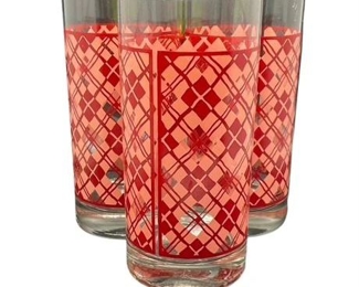Lot 141 0 Bid(s)
Vintage Red Plaid Corning Lifestyles Glassware Set of 3
