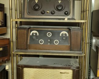 Antique radios plus we have the speakers (not shown)