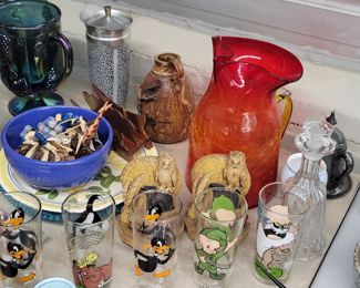 Arby's cartoon glasses