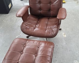 Original 1960s lounge chair and ottoman 
