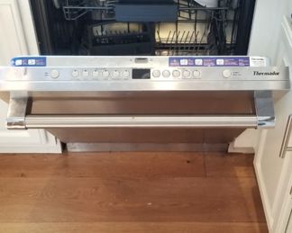 Thermador dishwasher with stainless steel interior