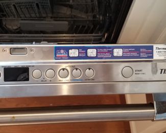 Thermador dishwasher with stainless steel interior