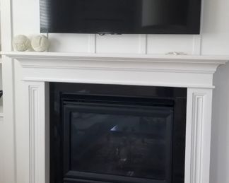 Mantel; sorry TV is SOLD
