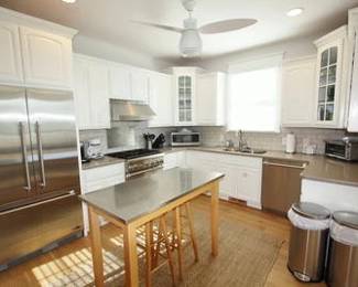 Great kitchen with contemporary cabinets by KraftMaid