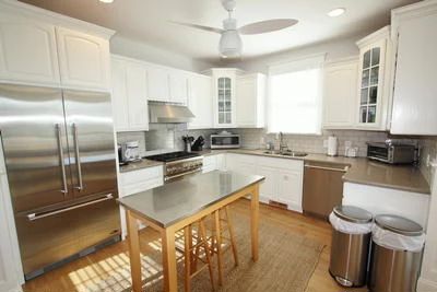Great kitchen with contemporary cabinets by KraftMaid