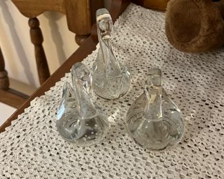 Trio Glass Swans