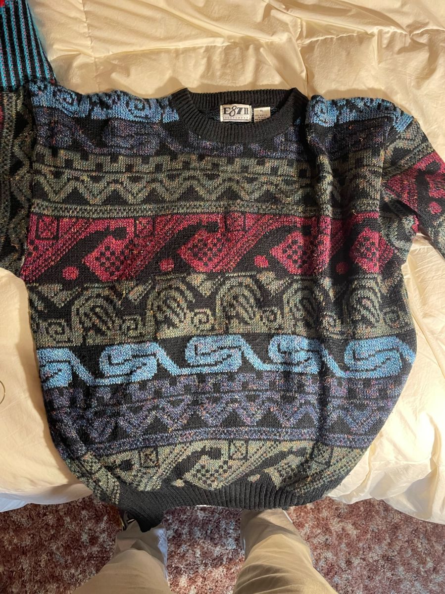 E87II Knitted Sweater - Size XL