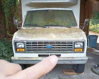 1986 FORD Econoline-350 Box Truck