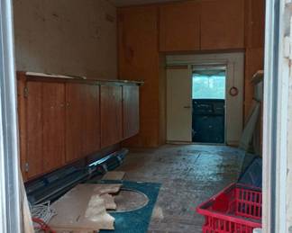 1986 FORD Econoline-350 Box Truck