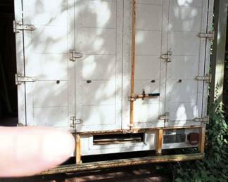 1986 FORD Econoline-350 Box Truck