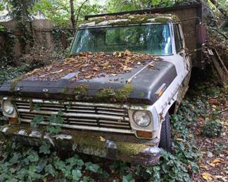 FORD Econoline-350 Flat Bed Truck