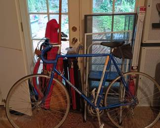 Royal Blue Sekai Grand Tour 2500 Bicycle