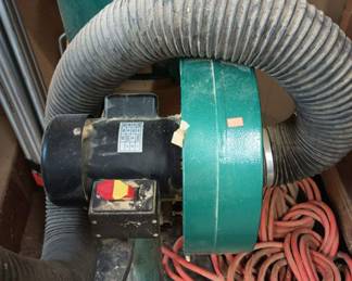 Grizzly Industrial Dust Collector