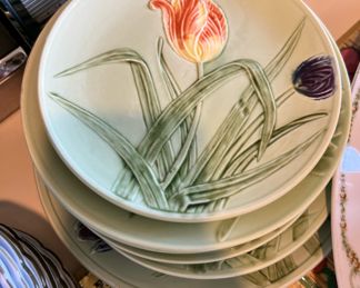 1900's German Majolica Tulip Plates - D 723