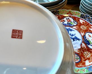 Japanese Takahashi Imari Scalloped Porcelain Plates